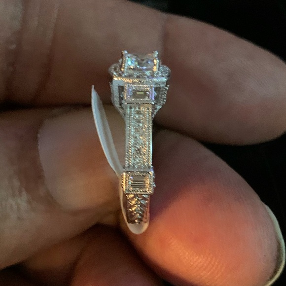 Ring Engagement - Picture 6 of 8